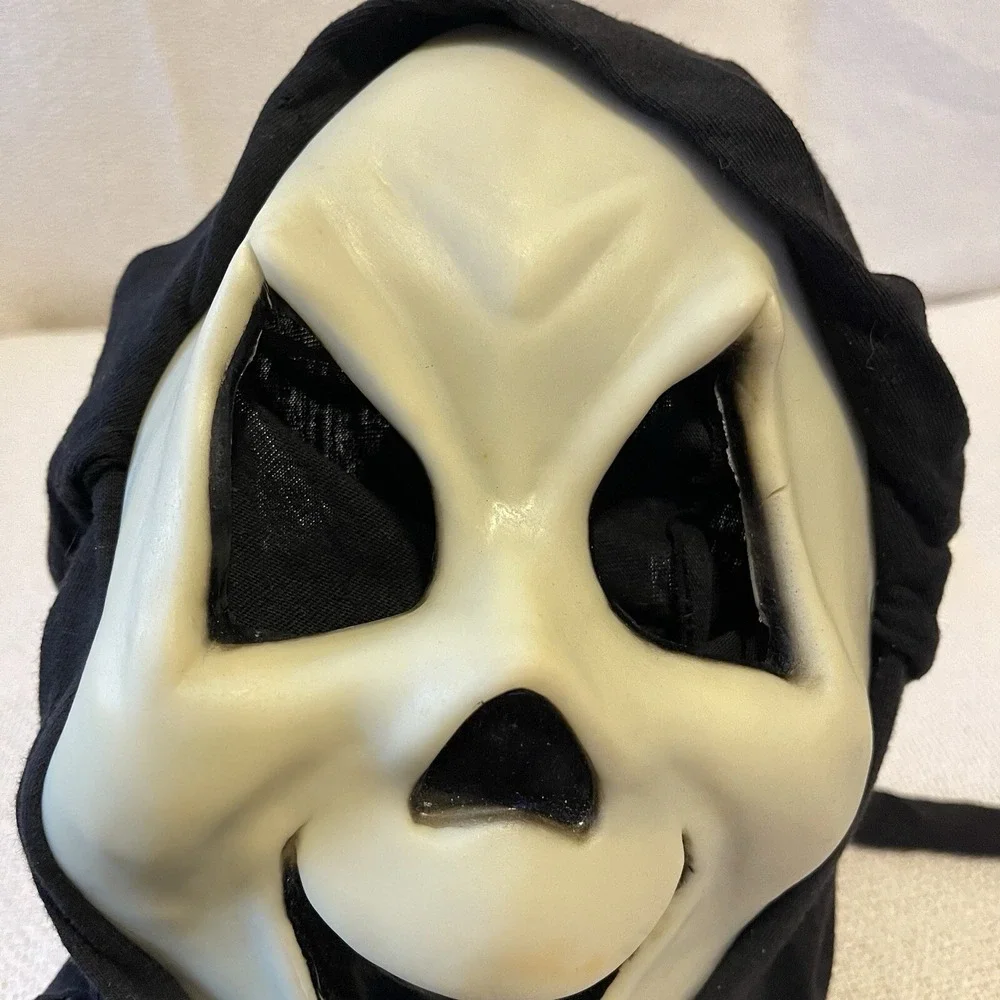 Scream Ghostface Hooded Evil Smiling Mask Fun World Div Glow In The Dark Vintage